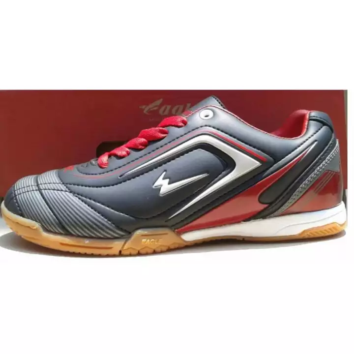 Detail Sepatu Eagle Futsal Nomer 9