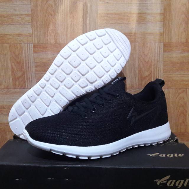 Detail Sepatu Eagle Hitam Nomer 36