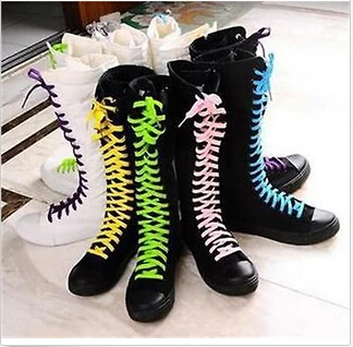 Detail Sepatu Emo Nomer 22