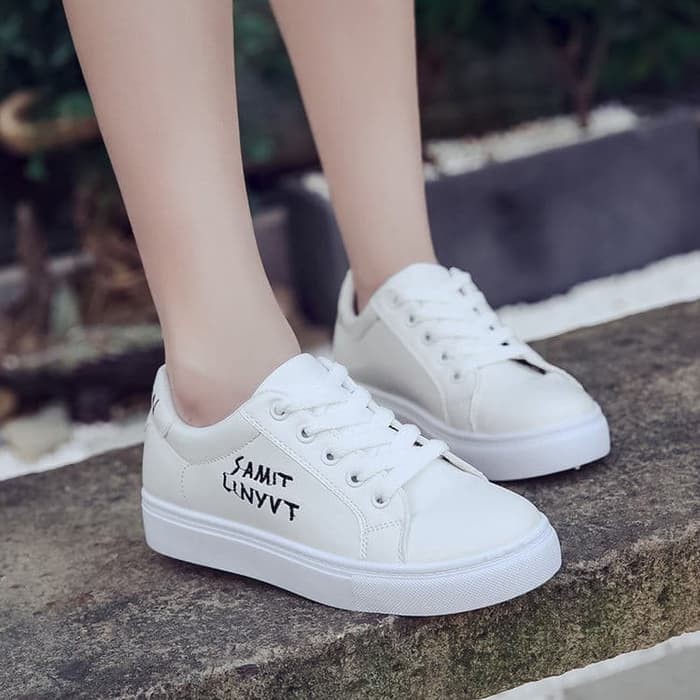 Detail Sepatu Emo Nomer 25