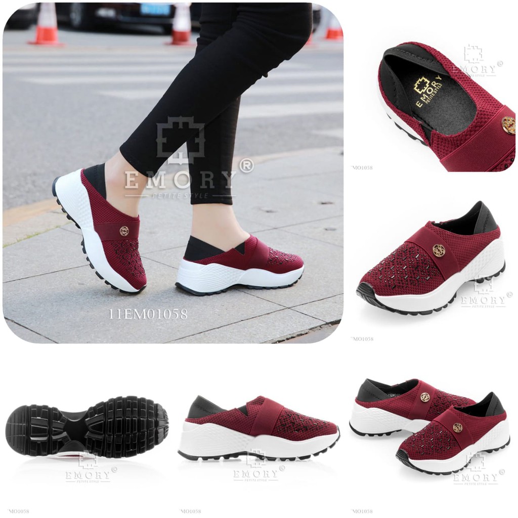 Detail Sepatu Emo Nomer 45