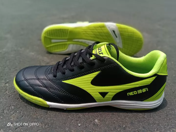 Detail Sepatu Futsal Lazada Nomer 3