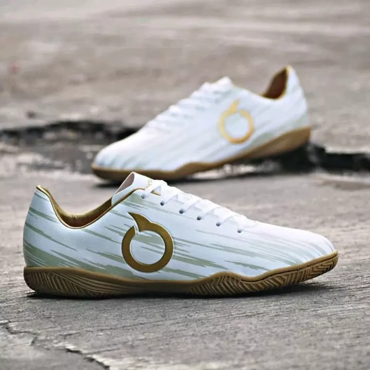 Detail Sepatu Futsal Lazada Nomer 54