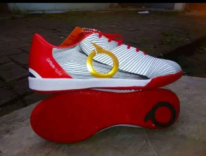 Detail Sepatu Futsal Lazada Nomer 56
