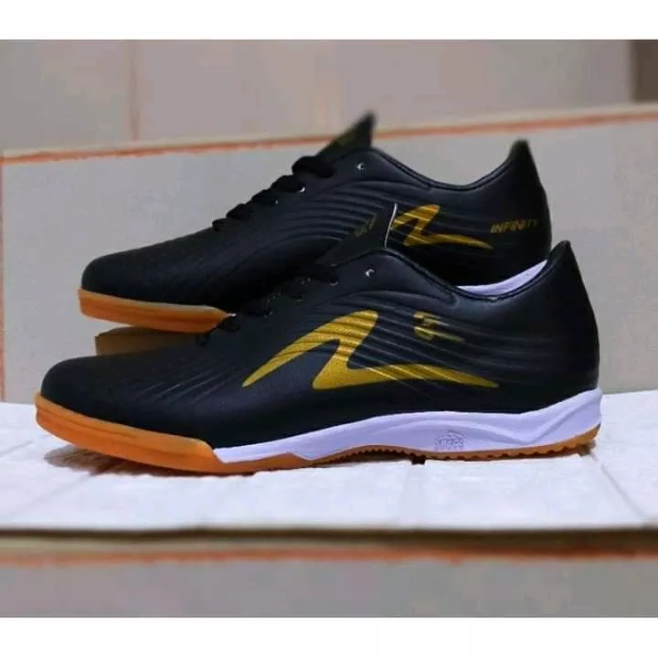 Detail Sepatu Futsal Lazada Nomer 7