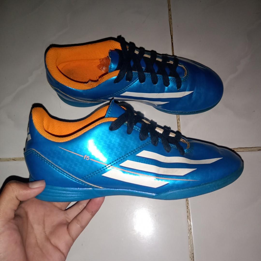 Detail Sepatu Futsal Nike Anak Nomer 44