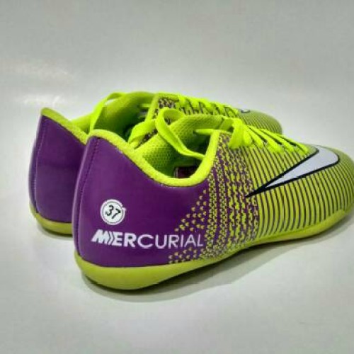 Detail Sepatu Futsal Nike Anak Nomer 52