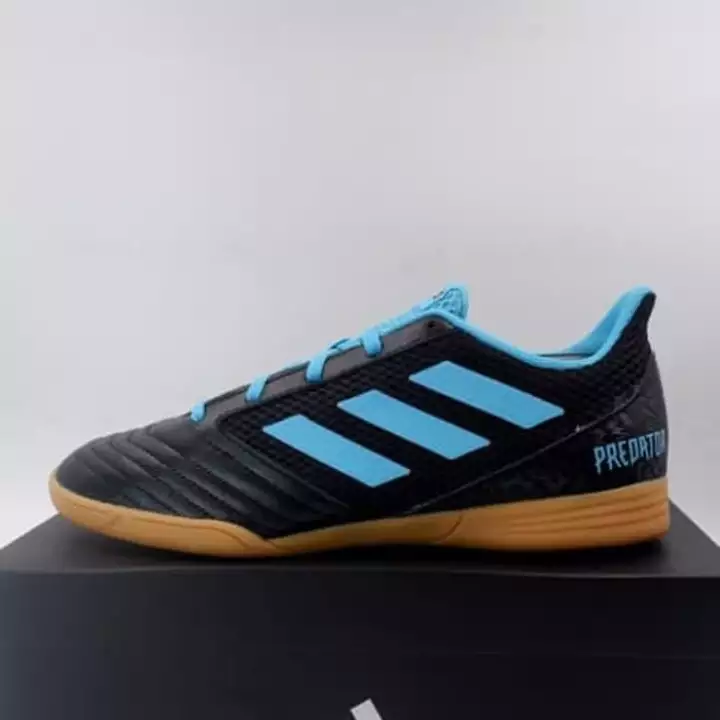 Detail Sepatu Futsal Predator Nomer 39