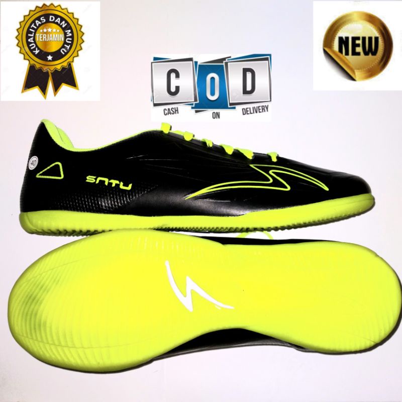 Detail Sepatu Futsal Specs Terbaru Original 2014 Nomer 48