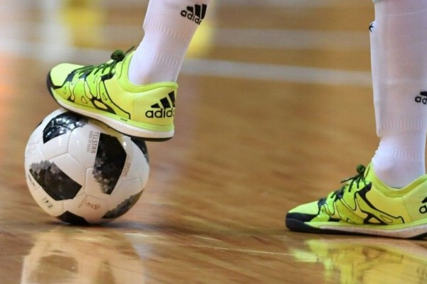 Detail Sepatu Futsal Terbagus Nomer 11