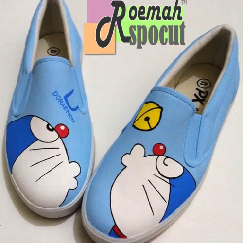 Detail Sepatu Gambar Doraemon Nomer 30