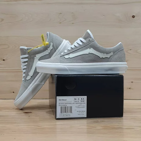 Detail Sepatu Marshmello Nomer 13