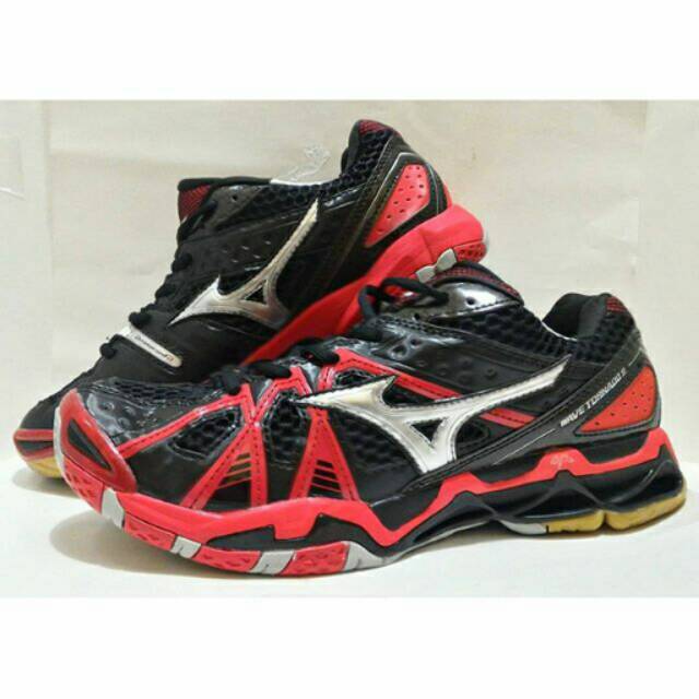 Detail Sepatu Mizuno Tornado 9 Nomer 19