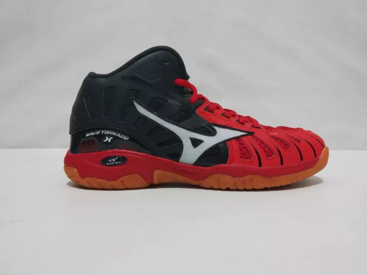 Detail Sepatu Mizuno Tornado X Nomer 42