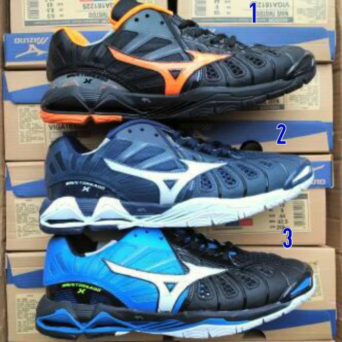 Detail Sepatu Mizuno Tornado X Nomer 43