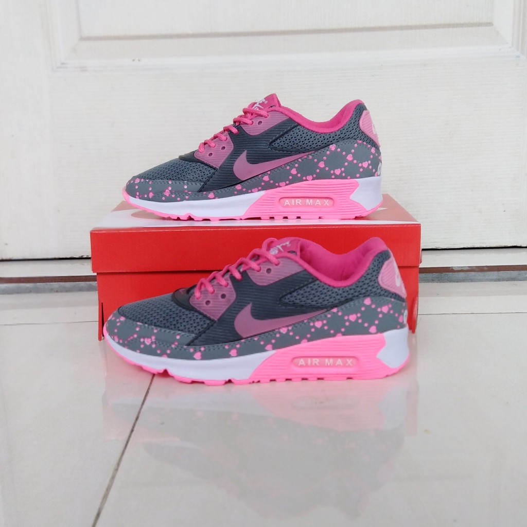 Detail Sepatu Nike Air Max Women Bunga Nomer 35