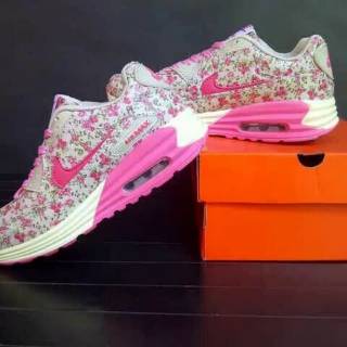 Detail Sepatu Nike Air Max Women Bunga Nomer 56