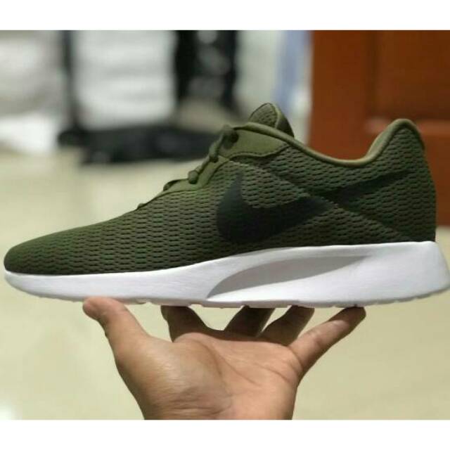 Detail Sepatu Nike Hijau Nomer 4