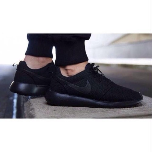 Download Sepatu Nike Hitam Polos Nomer 15