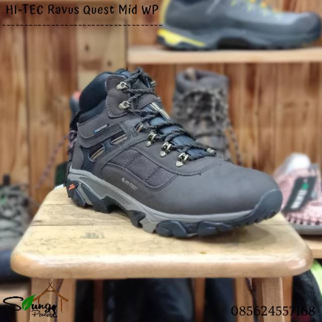 Detail Sepatu Outdoor Hi Tech Nomer 12