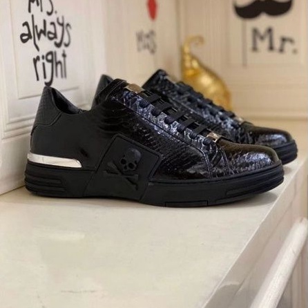 Detail Sepatu Philipp Plein Nomer 35