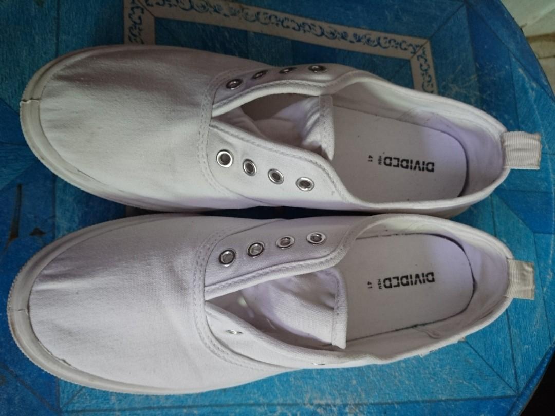 Detail Sepatu Putih Hm Nomer 35