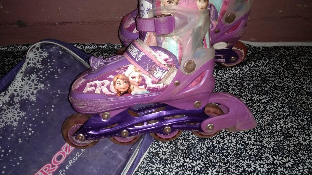 Detail Sepatu Roda Gambar Frozen Nomer 25