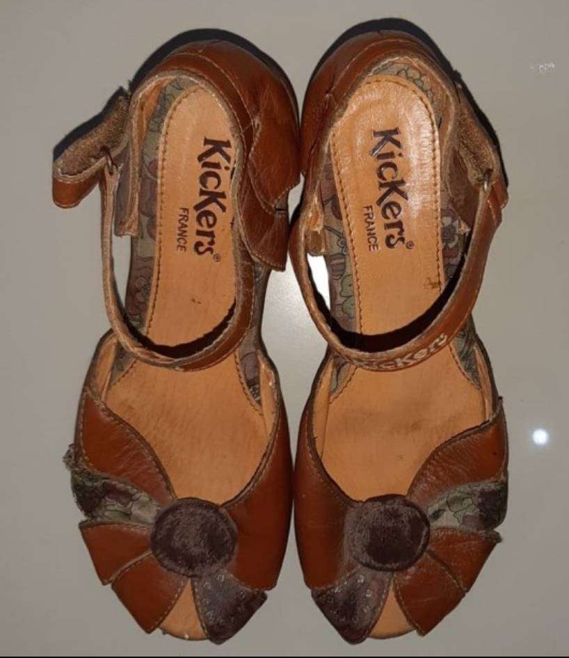 Detail Sepatu Sandal Kulit Wanita Nomer 50