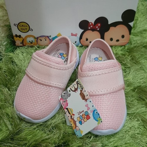 Detail Sepatu Tsum Tsum Nomer 48