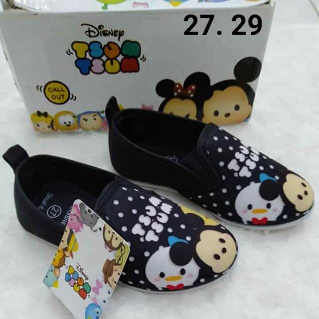 Detail Sepatu Tsum Tsum Nomer 7