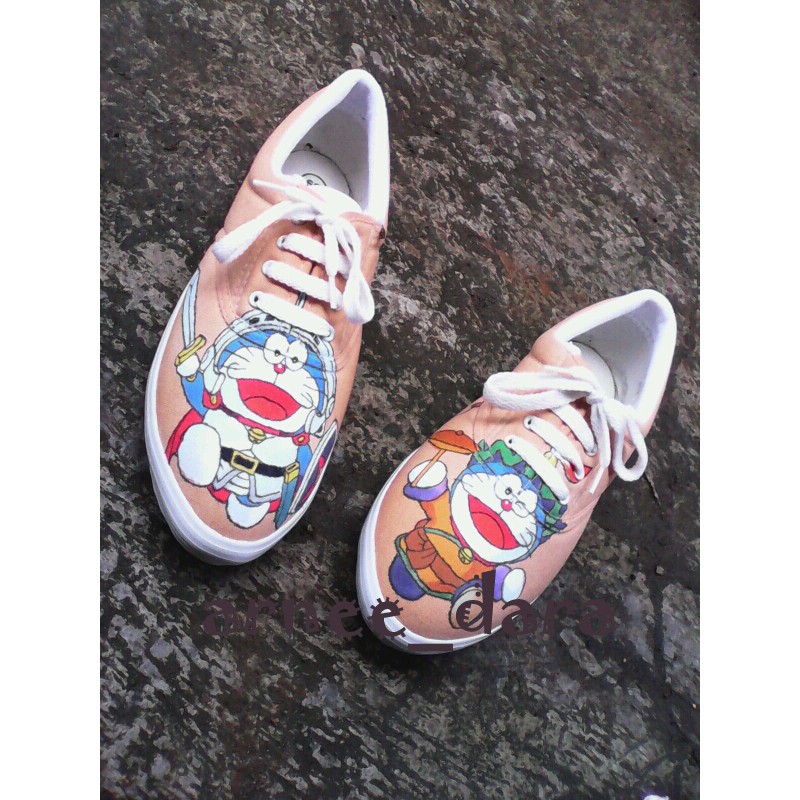 Detail Sepatu Vans Doraemon Nomer 39