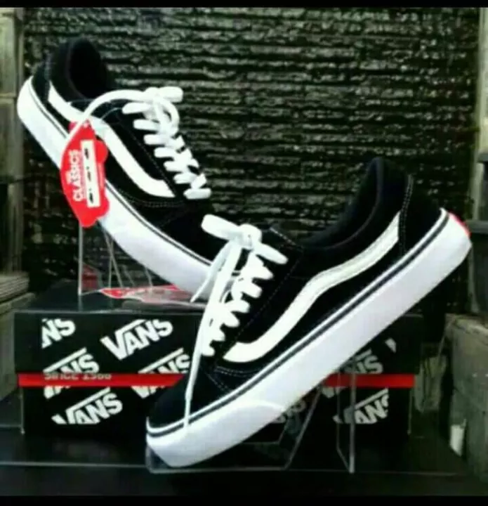 Detail Sepatu Vans Lazada Nomer 9