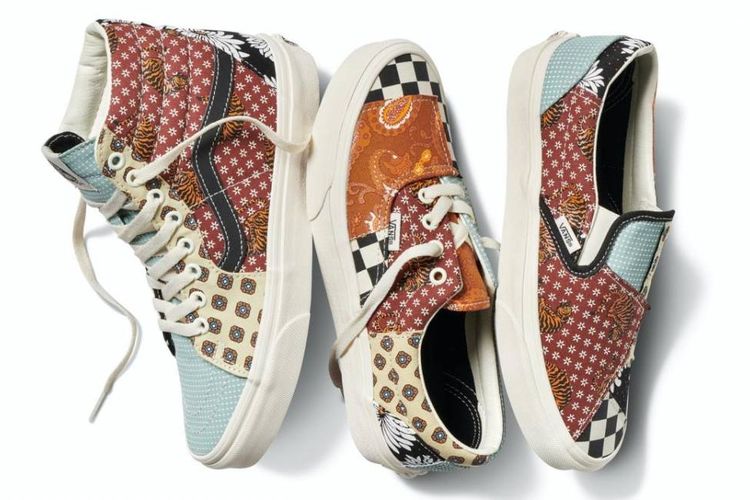 Detail Sepatu Vans Motif Batik Nomer 21