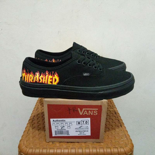 Detail Sepatu Vans Thrasher Nomer 26