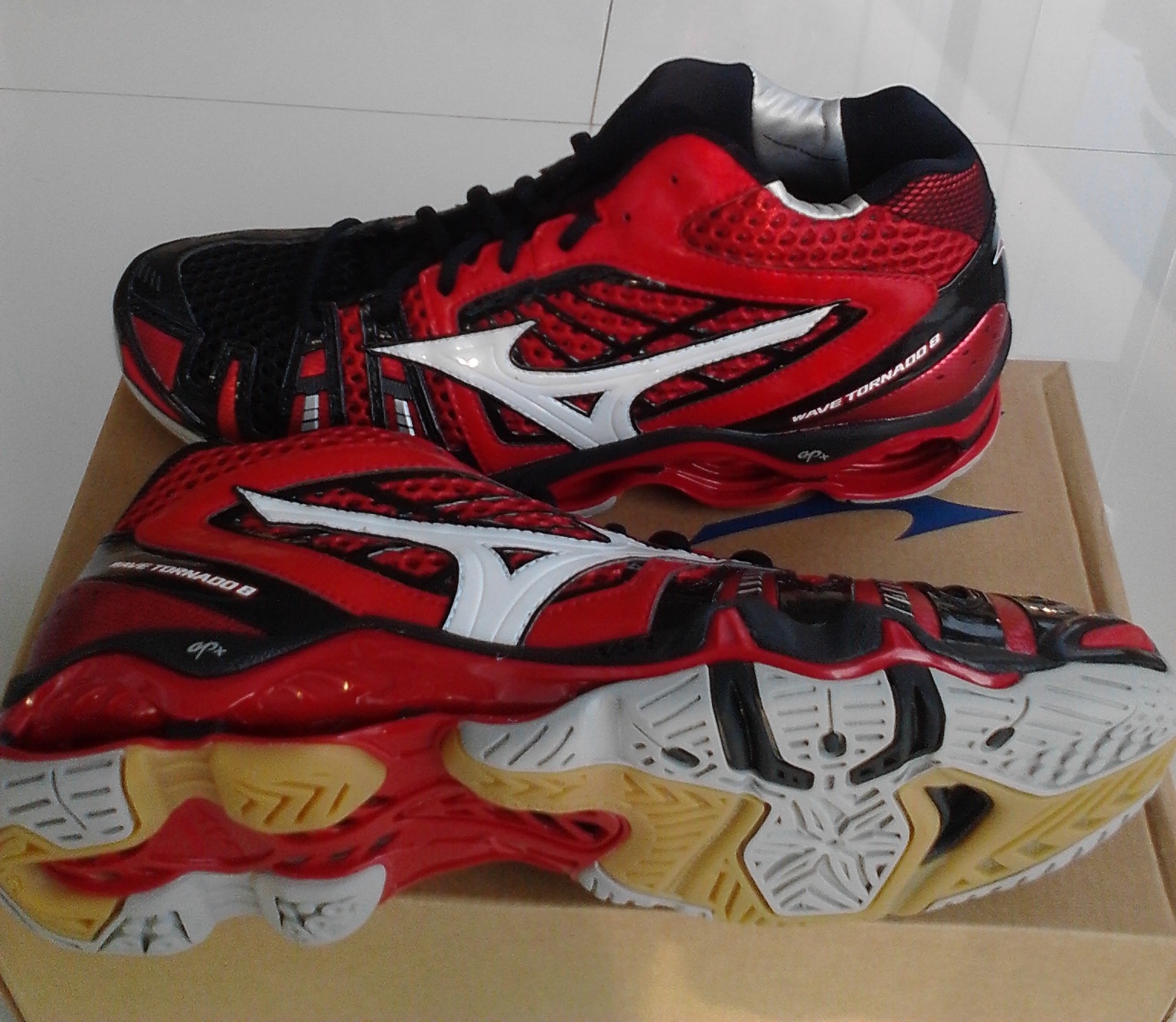 Detail Sepatu Voli Mizuno Tornado 8 Nomer 36