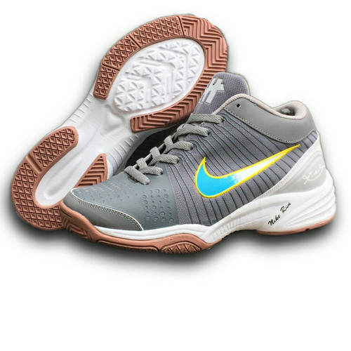 Detail Sepatu Volly Nike Nomer 44