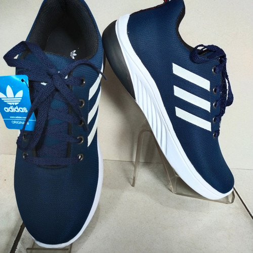 Detail Sepatu Warna Biru Nomer 9