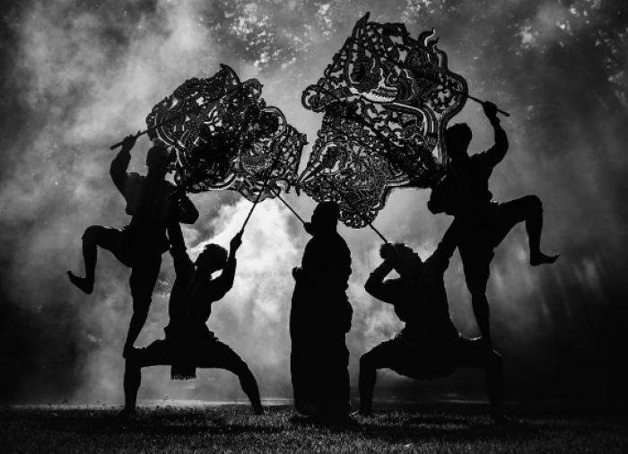 Detail Wallpaper Wayang Hitam Putih Nomer 51