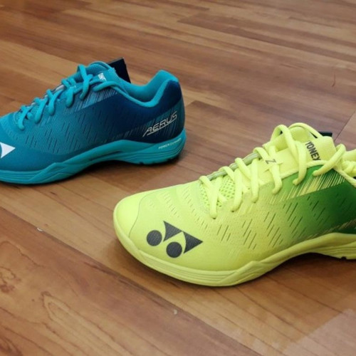 Download Sepatu Yonex Original Terbaru 2018 Nomer 6