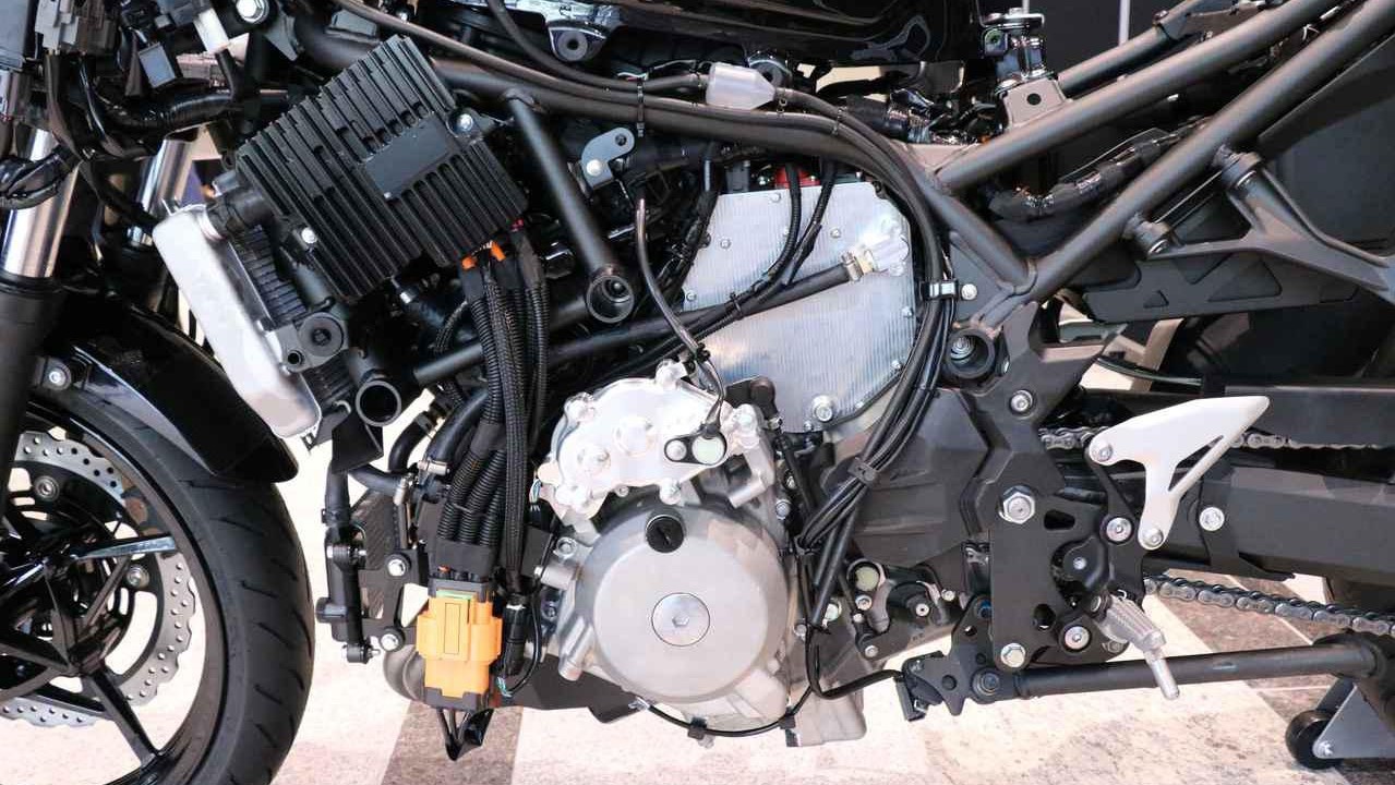 Detail Sepeda Motor Hybrid Nomer 40