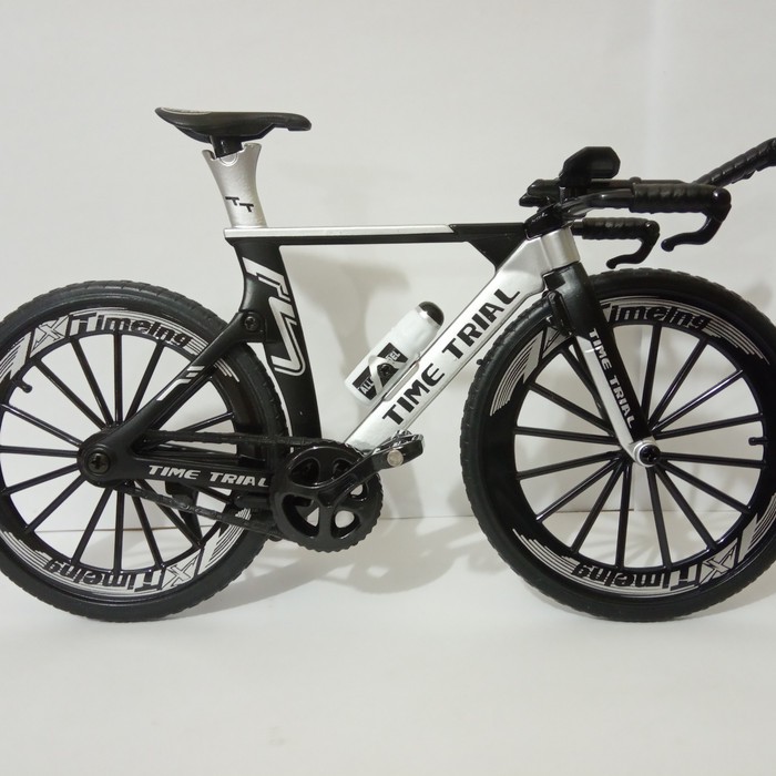 Detail Sepeda Time Trial Nomer 57