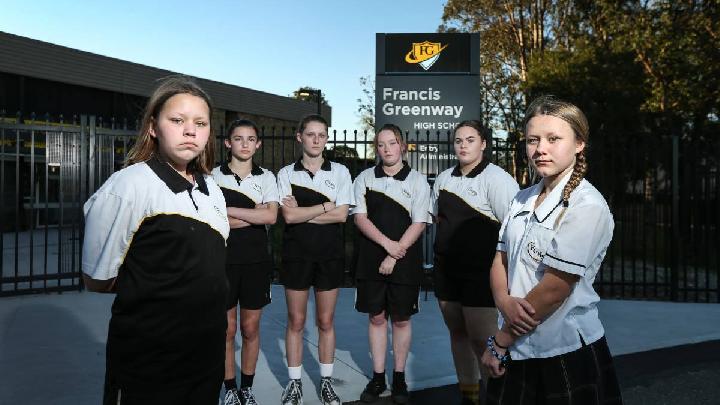 Detail Seragam Sekolah Di Australia Nomer 16