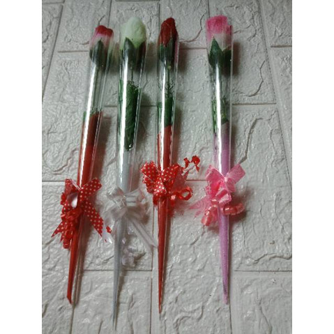 Detail Setangkai Bunga Mawar Dari Pacar Nomer 23