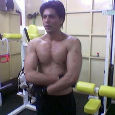 Detail Shahrukh Khan Six Pack Nomer 29