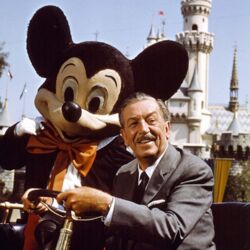 Detail Walt Disney And Mickey Mouse Pictures Nomer 14