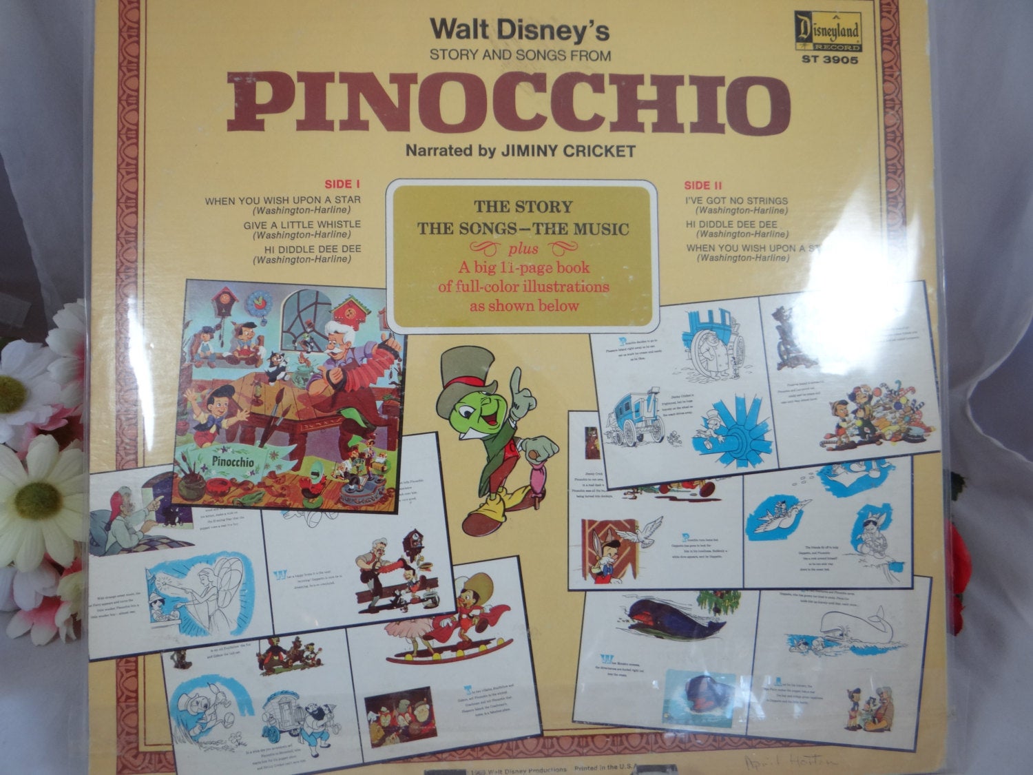 Detail Walt Disney Pinocchio Vinyl Nomer 32