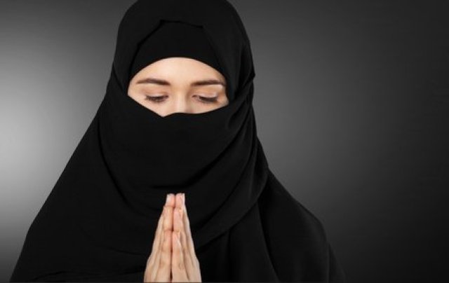 Detail Wanita Arab Tercantik Di Dunia Berjilbab Nomer 38