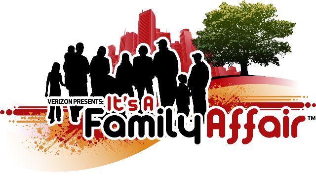 Detail Backdrop Family Gathering Nomer 56