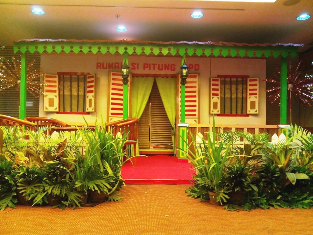 Detail Backdrop Rumah Betawi Nomer 13