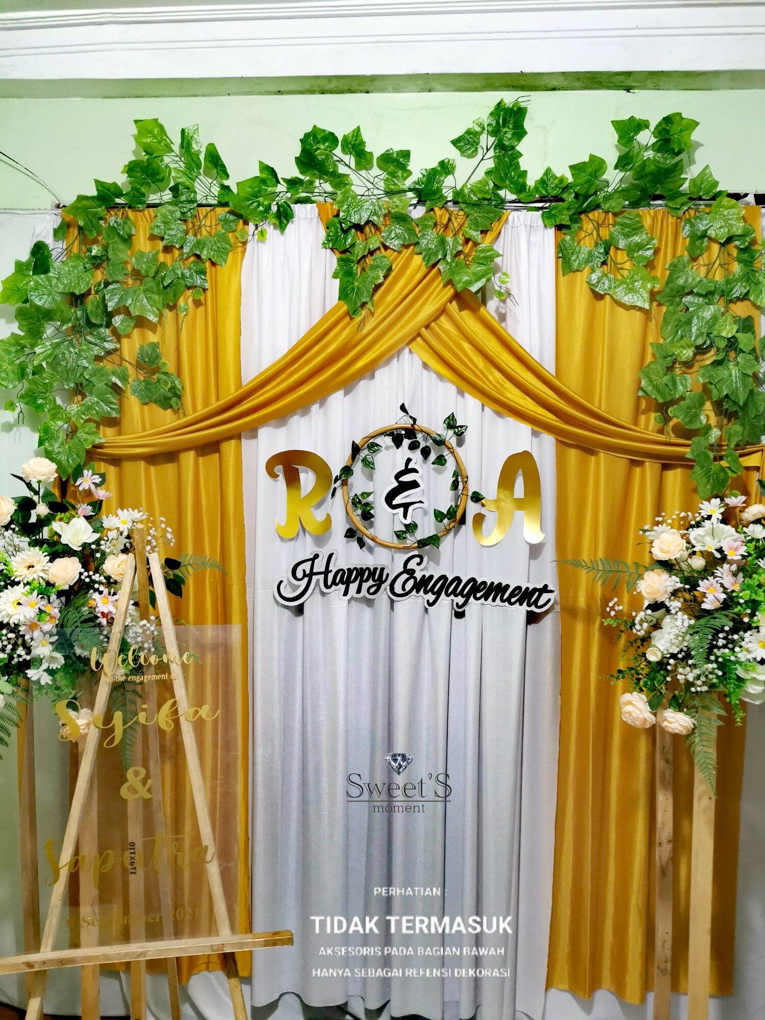 Detail Backdrop Tunangan Simple Nomer 7